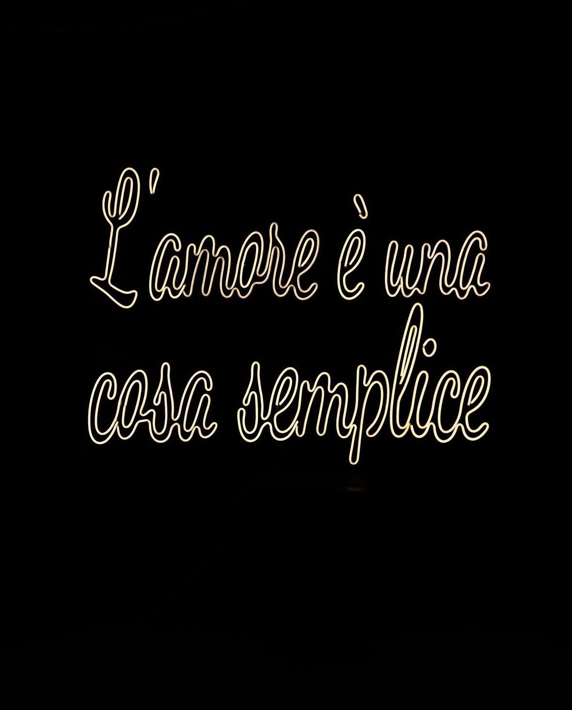 Tabella scritta luminosa L’amore è una cosa semplice